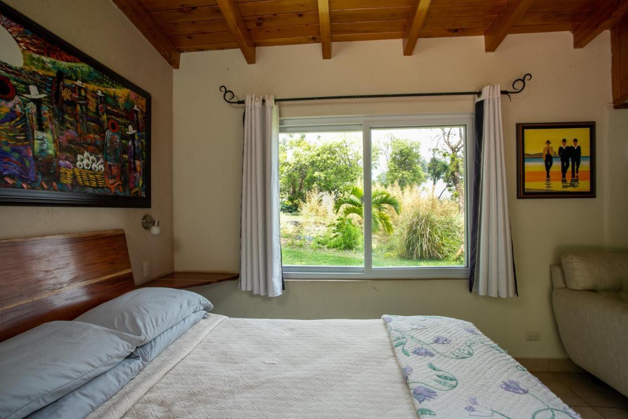 Lake Front Retreat At Los Elementos Santa Cruz La Laguna Dış mekan fotoğraf